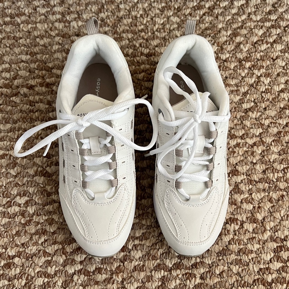 NIB Easy Spirit Sneakers sz 7